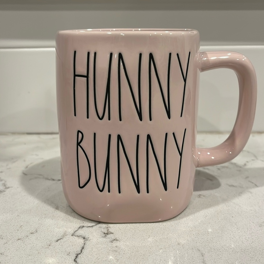 3/$25 🌟 Rae Dunn Mug